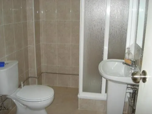 Residencial Castromira Appartement Lissabon